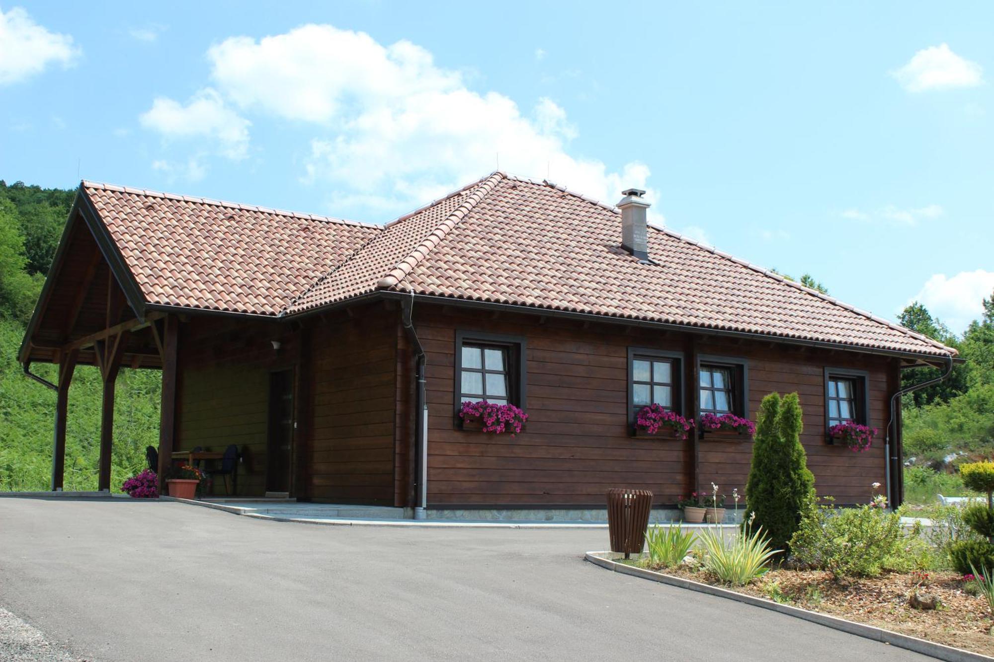 Apartmani Ivanka Rakovica Buitenkant foto